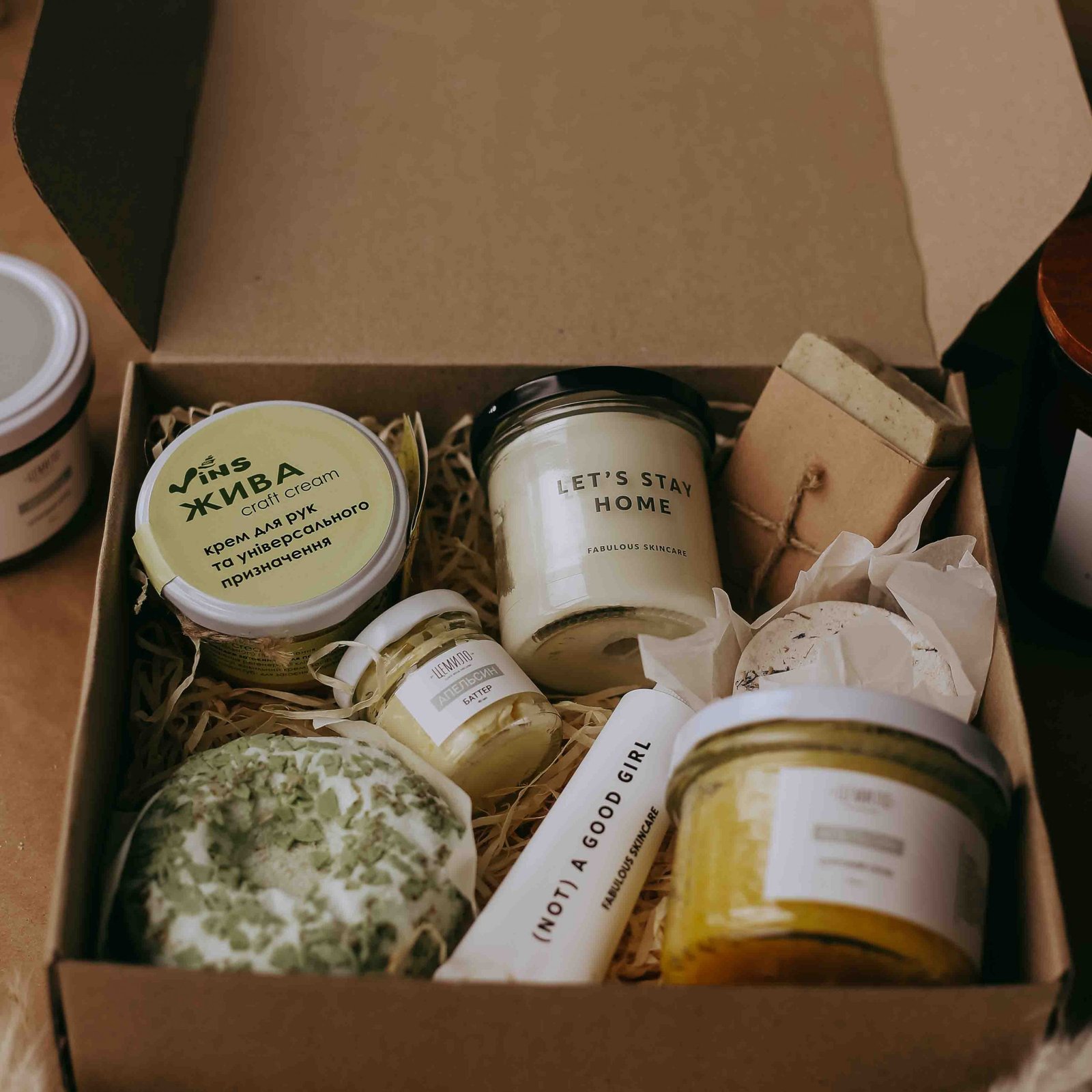 Як зробити подарунок для мами на День матері. [Своїми руками]