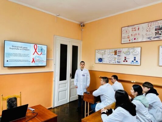 Основні заходи для ефективного захисту від ВІЛ: що потрібно знати