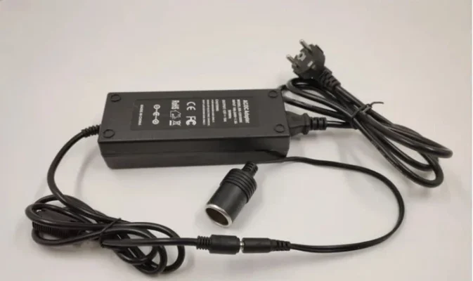 Перехідник від прикурювача до розетки: універсальний пристрій для авто