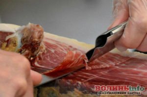 Яка різниця між хамоном і прошутто - ВолиньІнфо