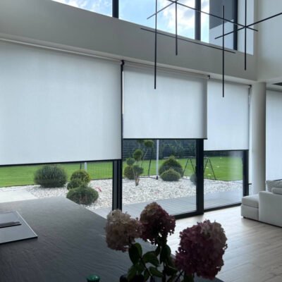 Ролети від сонця: оберіть найкращі рішення для вашого дому