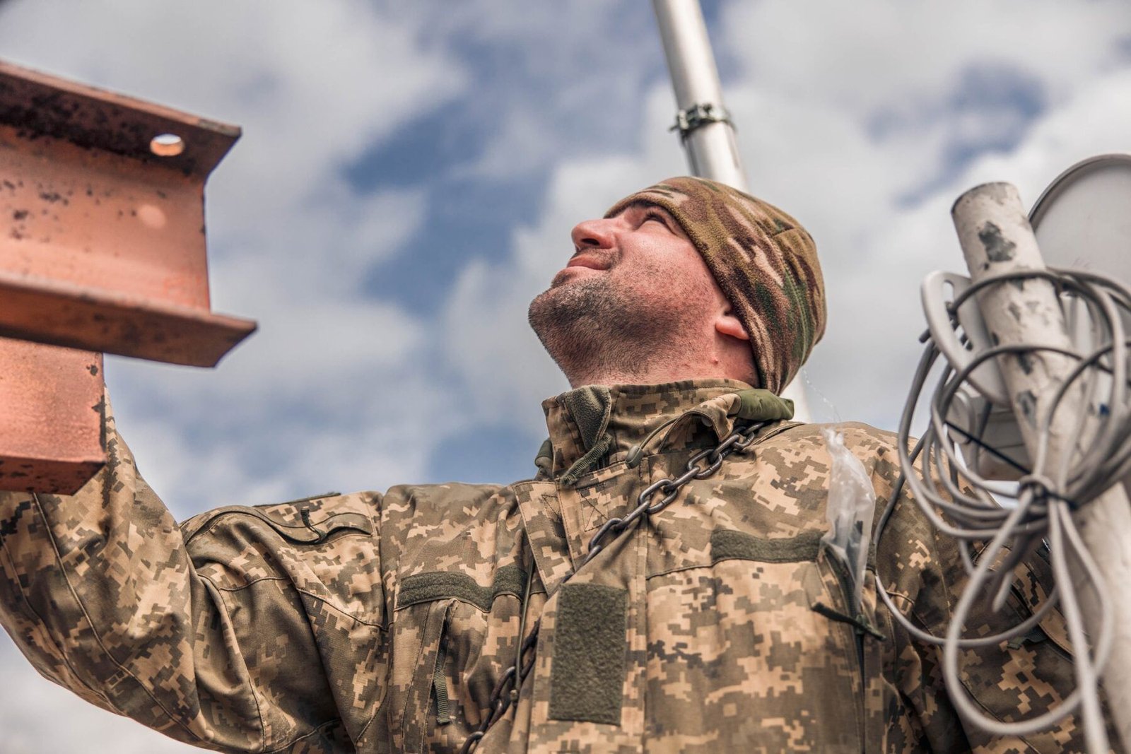 Що подарувати військовому: ідеї подарунків