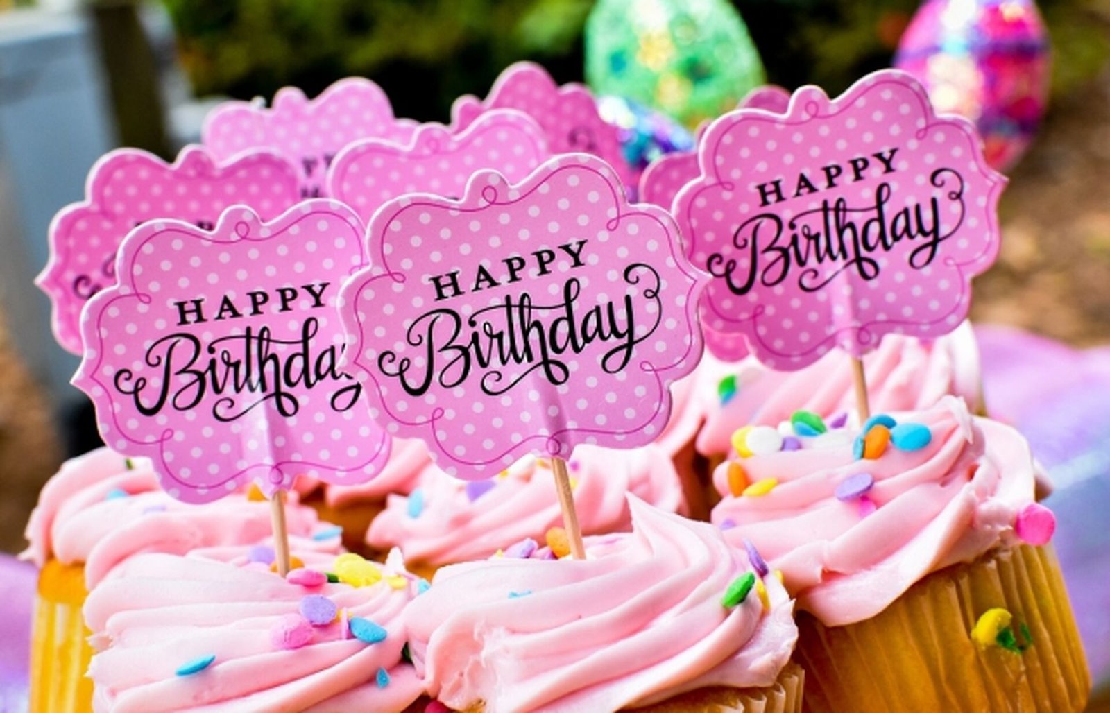 Історія традиції: святкування дня народження та дарування ...