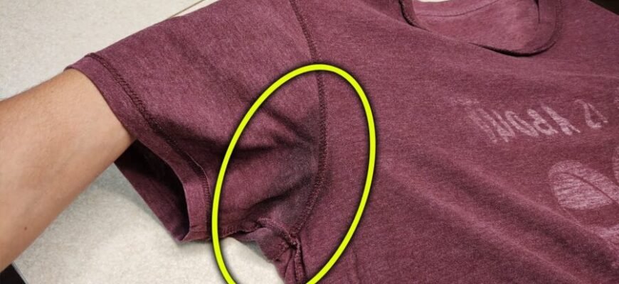 Як ефективно вивести плями від поту з кольорового одягу: поради та засоби