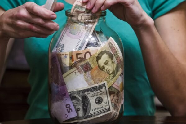 Як захистити ваші збереження від сирості: поради та рекомендації