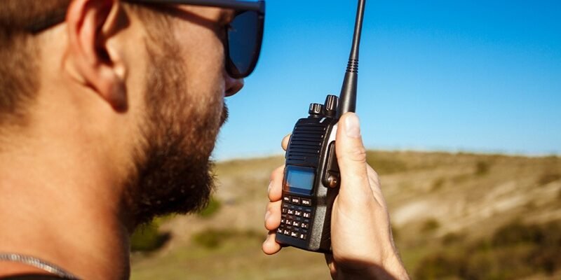 Рація не приймає сигнал: основні причини та способи усунення