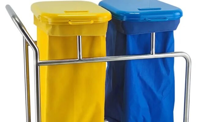 Візок медичний для клініки: як обрати і на що звернути увагу Візок медичний для клініки: як обрати і на що звернути увагу