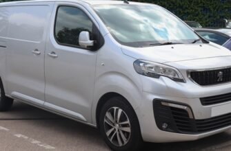 Розборка Peugeot Expert: б/у деталі для ремонту робочого фургона